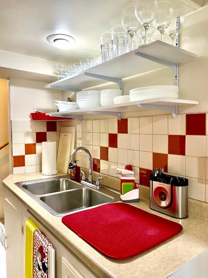 Private Room With Two Twin Beds Air Conditioning And Shared Bathrooms Located Near Seatac Airport And Downtown Сиэтл Экстерьер фото