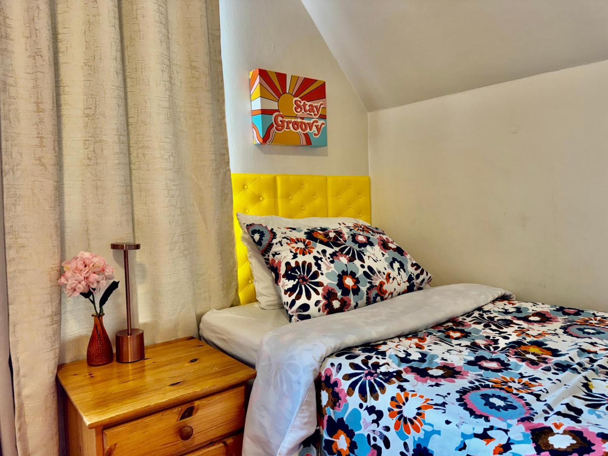 Private Room With Two Twin Beds Air Conditioning And Shared Bathrooms Located Near Seatac Airport And Downtown Сиэтл Экстерьер фото